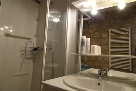 Maison de vacances à Malaucène avec piscine et 6 terrasses : photo 28