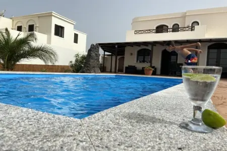 Maison moderne 120 m² avec piscine à Playa Blanca : photo 7