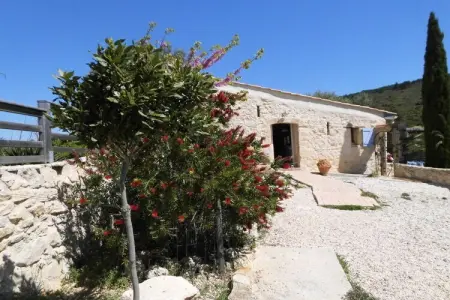 Maison rénovée 250 ans, piscine 8x5m, 10 personnes : photo 1