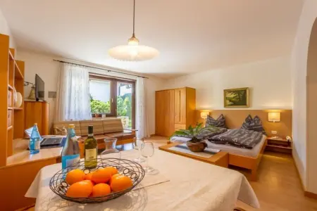 Appartement de jardin 40m² avec terrasse plein sud à Meran : photo 6