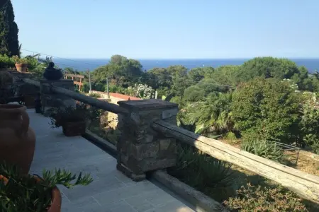 Maison pierre Toscane, vue mer panoramique à Capoliveri