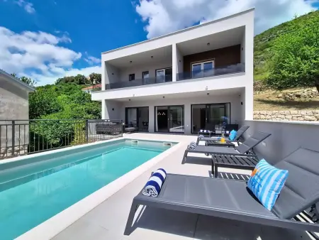 Maison Dalmata 8 pers. avec piscine à Blato na Cetini : photo 1