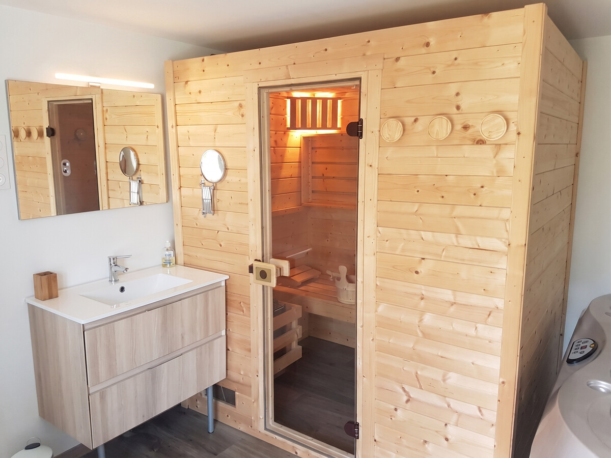 Maison 2 pers. avec jacuzzi et sauna à Saint-Junien - Photo 3