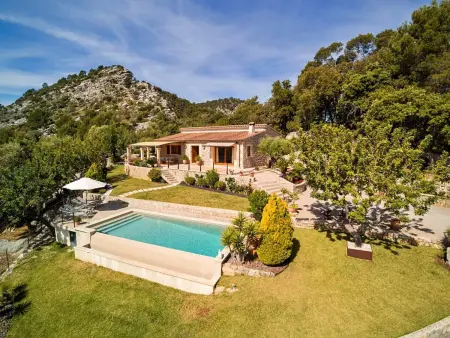 Villa La Salve D'Alt vue baie à Pollença, piscine : photo 3
