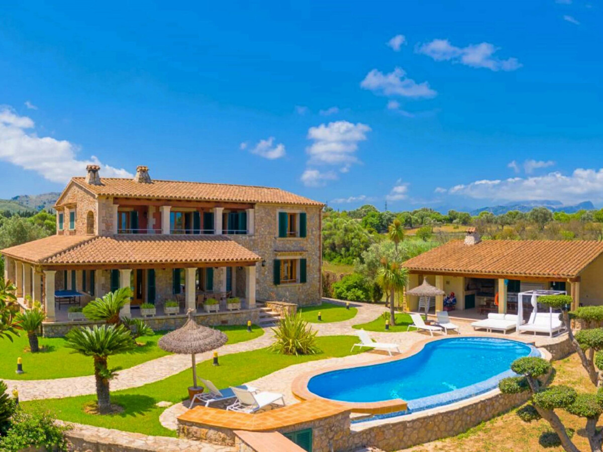 Villa Illa à Alcúdia : 5 chambres, piscine 8x4m, vue mer - Photo 1