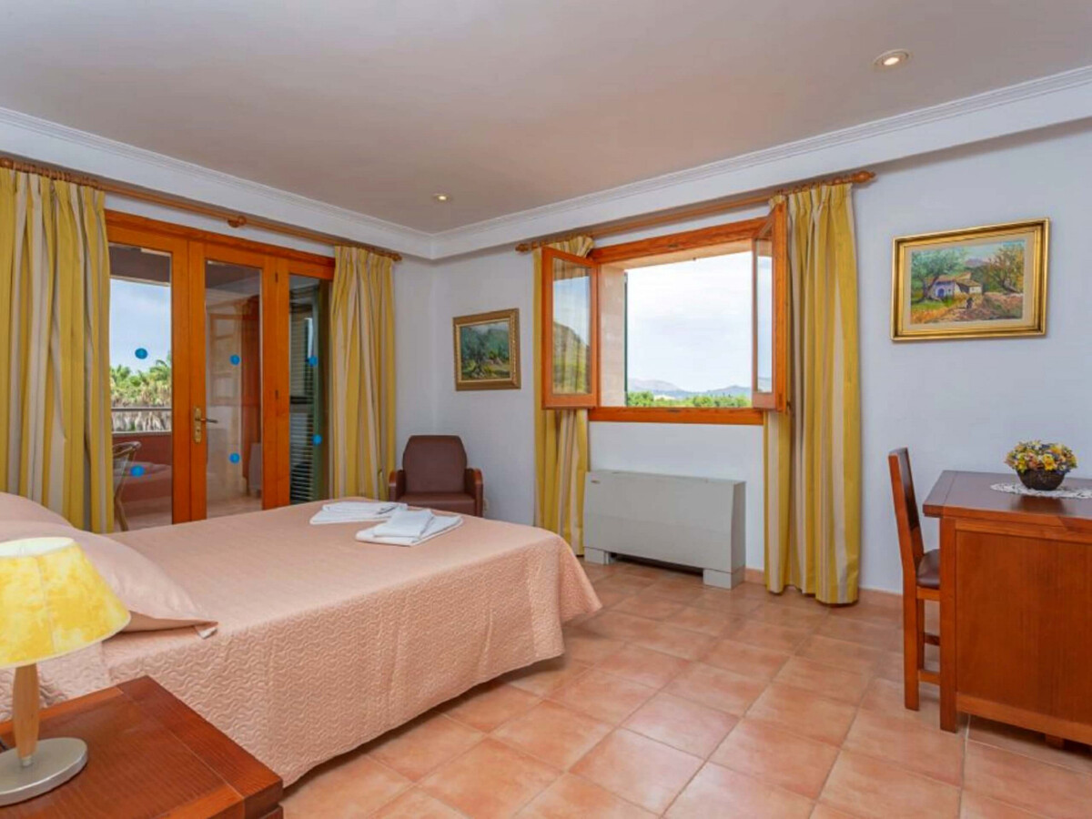 Villa Illa à Alcúdia : 5 chambres, piscine 8x4m, vue mer - Photo 23