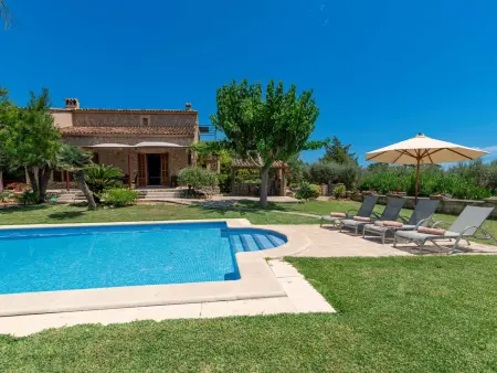 Location gite à Pollença, Villa avec piscine privée et vue montagne