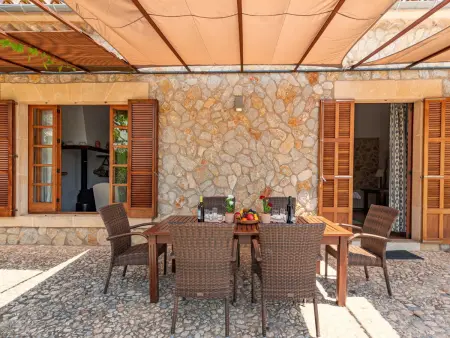 Villa Can Toni – 3 chambres, piscine et vue montagne : photo 8