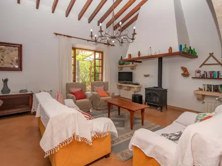 Villa Can Toni – 3 chambres, piscine et vue montagne : photo 12