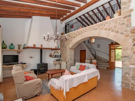 Villa Can Toni – 3 chambres, piscine et vue montagne : photo 13