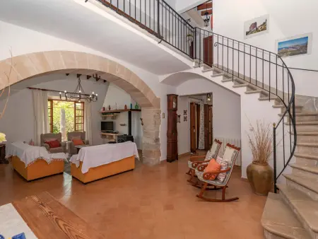 Villa Can Toni – 3 chambres, piscine et vue montagne : photo 15