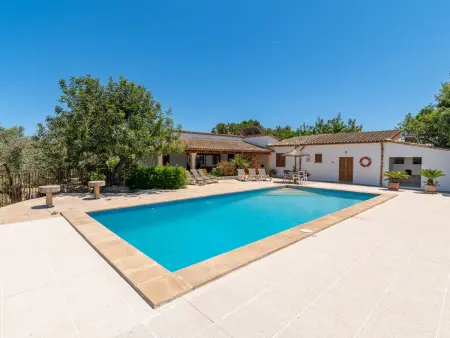 Location villa à Pollença, Villa spacieuse avec piscine privée, 6 pers.