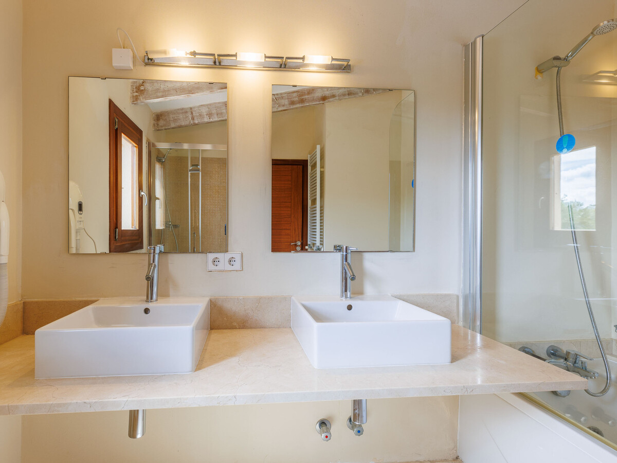 Villa Ponent : 5 chambres, piscine et jacuzzi à Pollença - Photo 21