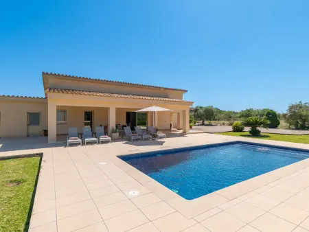 Villa d'Enmig, gîte moderne Pollença avec piscine 9x4,5m - Photo 1