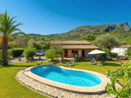 Villa Can Llobera, piscine privée à Pollença : photo 7