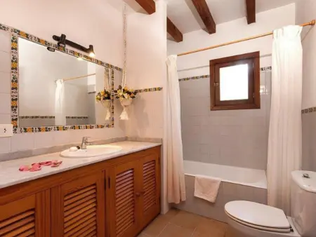 Villa Can Llobera, piscine privée à Pollença : photo 16