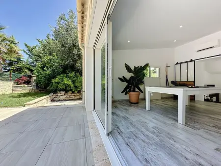 Villa le Lagon à Nîmes : 10 personnes, piscine chauffée : photo 4