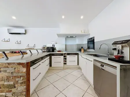 Villa le Lagon à Nîmes : 10 personnes, piscine chauffée : photo 24