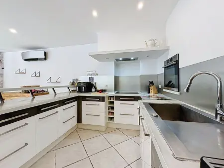 Villa le Lagon à Nîmes : 10 personnes, piscine chauffée : photo 25