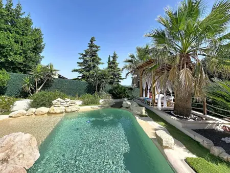 Villa le Lagon à Nîmes : 10 personnes, piscine chauffée : photo 59