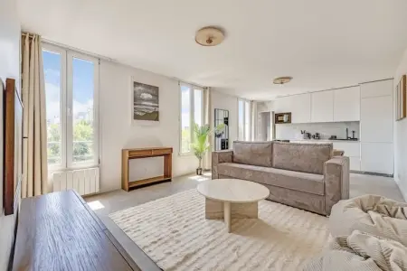 Location appartement à Aubervilliers, Spacieux Appartement 1BR/4P - Aubervilliers