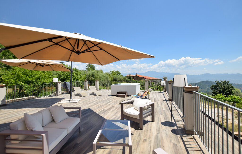 Maison 12 personnes Guarrazzano, 6 chambres et jacuzzi - Photo 2