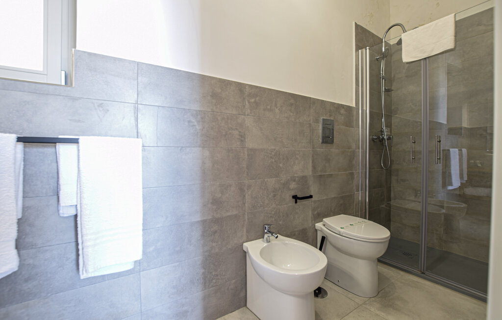 Maison 12 personnes Guarrazzano, 6 chambres et jacuzzi - Photo 26