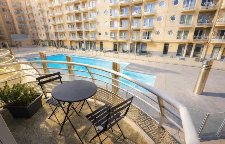 Appartement 3 chambres à Oostende, piscine et plage à 50 m : photo 2