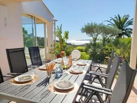 Villa Zenitude avec vue mer et piscine privée aux Issambres : photo 5