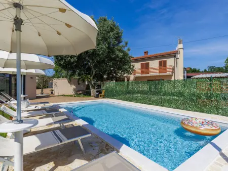 Di Gigi – Maison 4 chambres avec piscine privée : photo 34