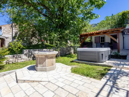Maison Katarina avec jacuzzi à Crikvenica : photo 8