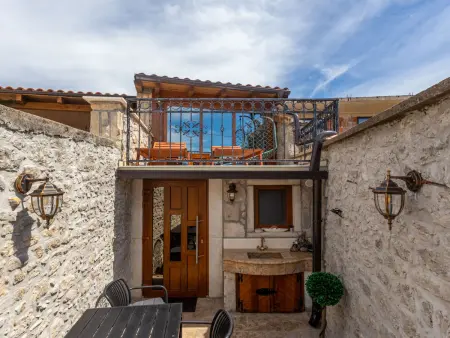 Villa Lara, maison 2 pièces avec jacuzzi à Grižane : photo 6