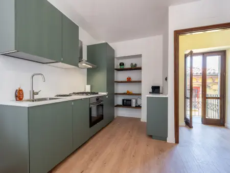 Maison Velina à Alba, 2 pièces rénovée 2026 : photo 4