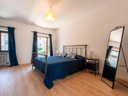 Maison Velina à Alba, 2 pièces rénovée 2026 : photo 5