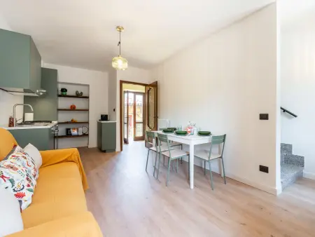 Maison Velina à Alba, 2 pièces rénovée 2026 : photo 9