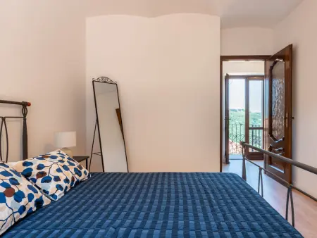 Maison Velina à Alba, 2 pièces rénovée 2026 : photo 16
