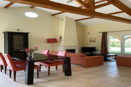 Maison 3 chambres avec piscine et golf à 2 km : photo 11