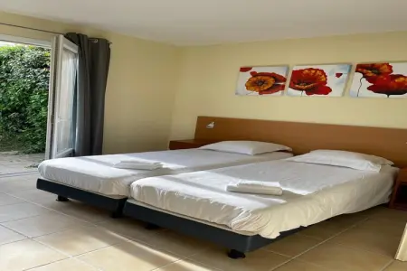 Maison 3 chambres avec piscine et golf à 2 km : photo 16