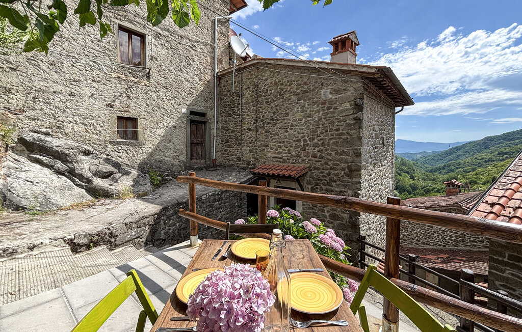 Maison de campagne à Raggiolo, terrasse panoramique - Photo 1