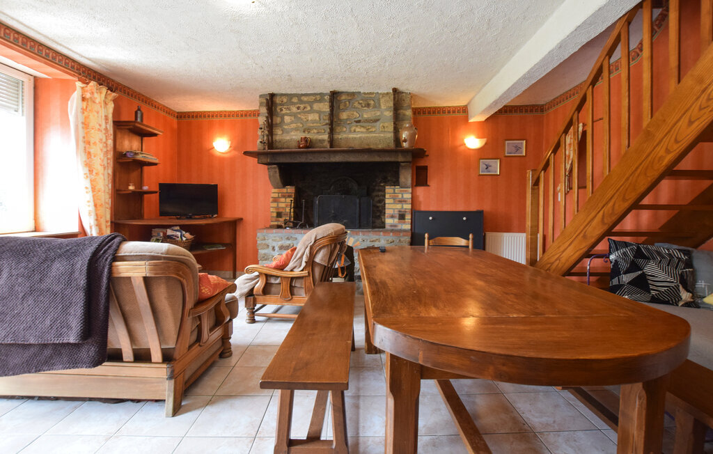 Maison en pierre avec spa et jacuzzi à La Chapelle-Urée - Photo 4