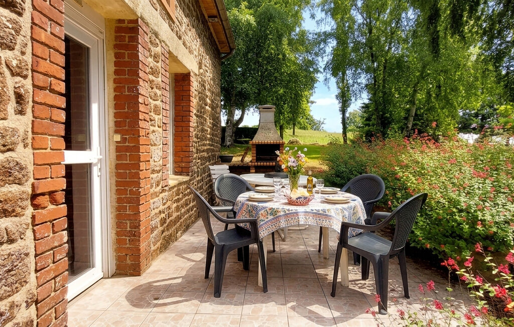 Ancienne ferme en pierre avec jacuzzi à La Chapelle-Uree - Photo 2