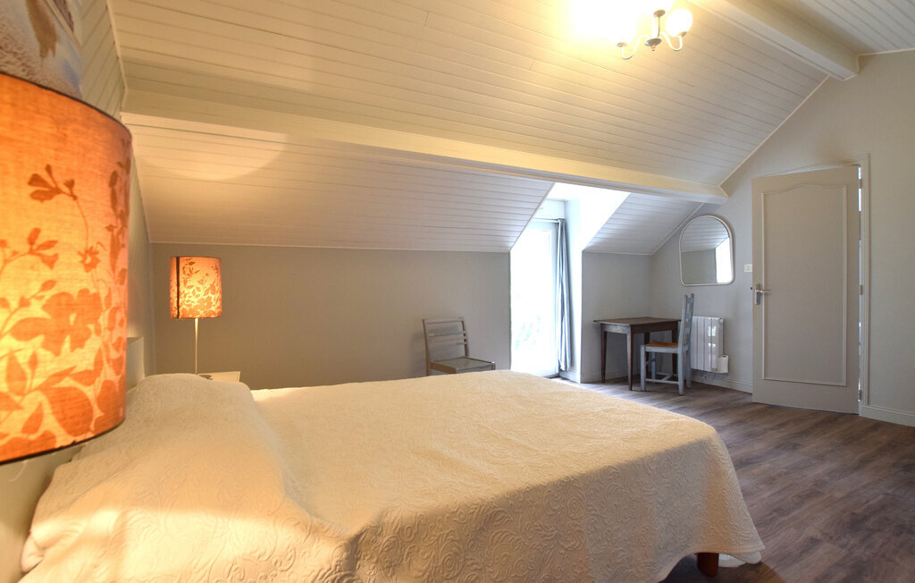 Ancienne ferme en pierre avec jacuzzi à La Chapelle-Uree - Photo 20