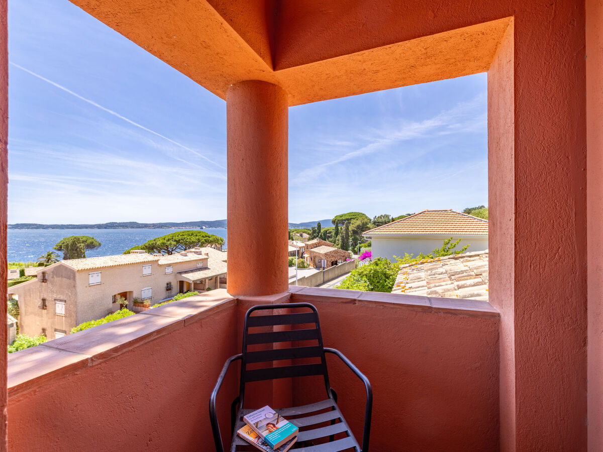 Villa Floralies à Sainte-Maxime, piscine et vue mer - Photo 24