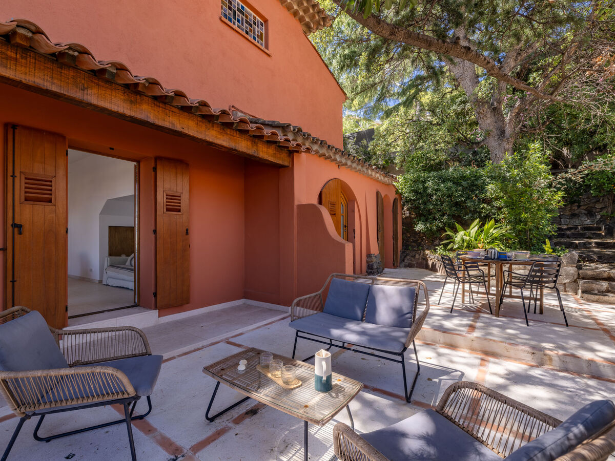 Villa Floralies à Sainte-Maxime, piscine et vue mer - Photo 36