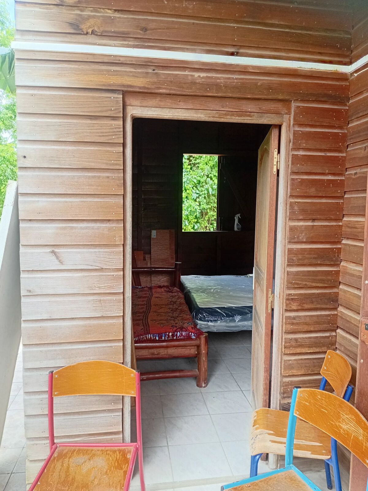 Bungalow 2 chambres aux Abymes, terrasse 70 m² - Photo 3