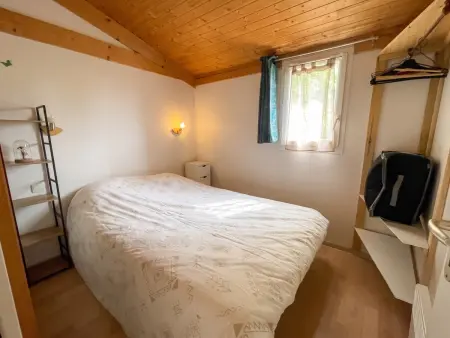Chalet avec piscine partagée et jardin à Chazemais, 6 personnes : photo 3