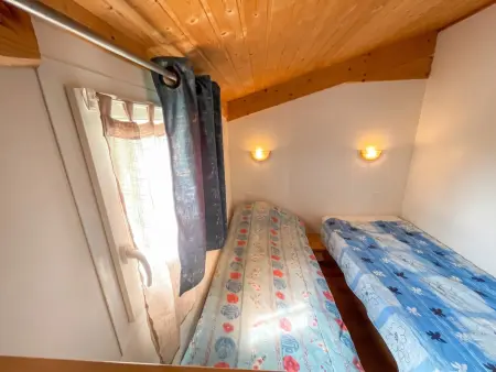 Chalet avec piscine partagée et jardin à Chazemais, 6 personnes : photo 5