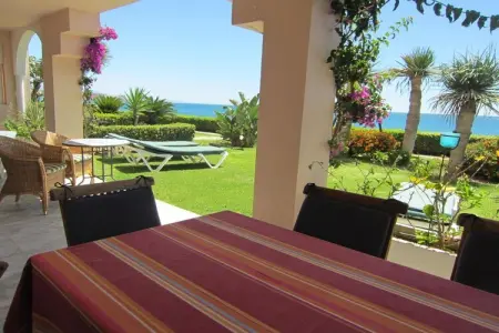 Maison 3 chambres face à la plage à Estepona : photo 6