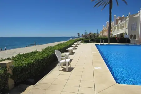 Maison 3 chambres face à la plage à Estepona : photo 8