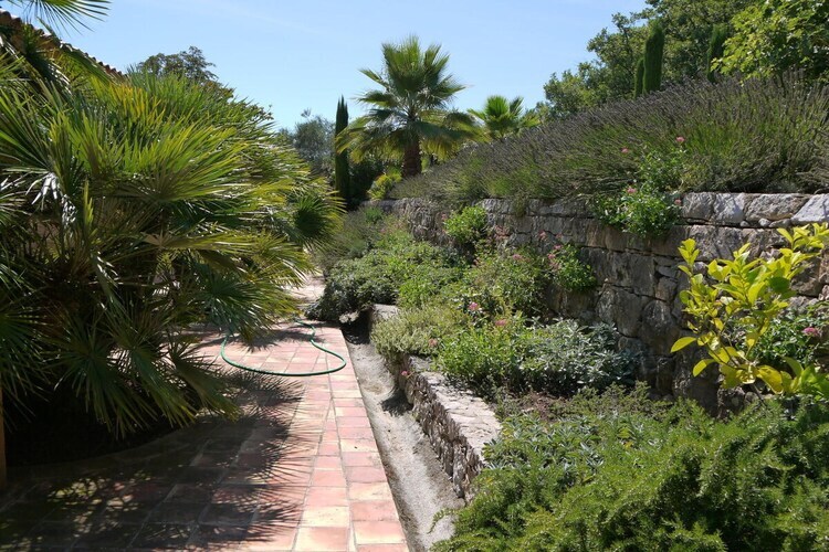 Villa La Sauvagère au Rouret, piscine et vue mer - Photo 24